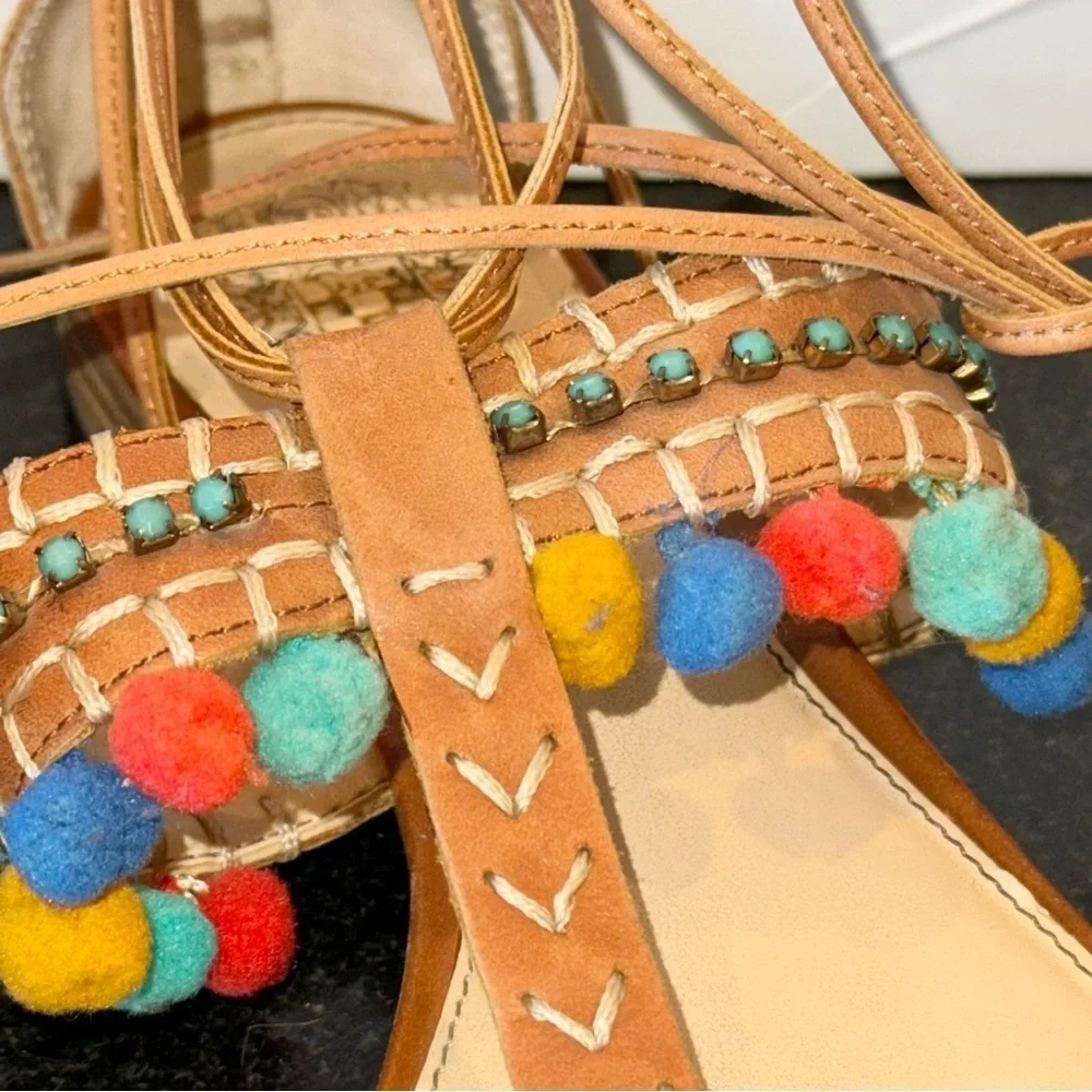 Vince Camuto Balisa Pom Pom Lace-Up Sandals Zip Gladiator Sz 9 Flats shoes